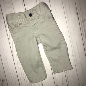 ⭐️ Baby Gap 3-6 mo gray Stretch Jeans